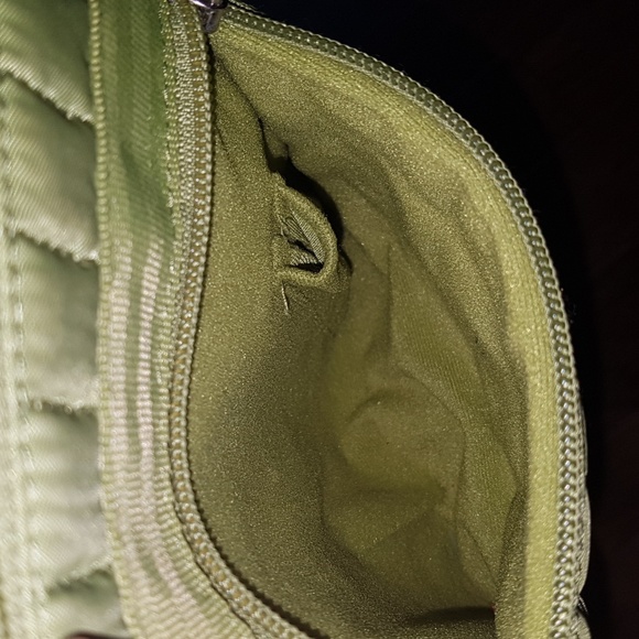 Lug Adjustable Strap Quilted Crossbody Green Travel Bag - Picture 6 of 16